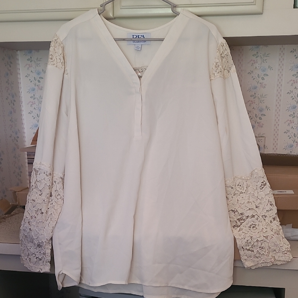 Classic Cream Lace Accent Blouse